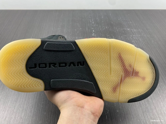 DR0092-001 Jordan Gore-Tex Retro Off-Noir 5 1229